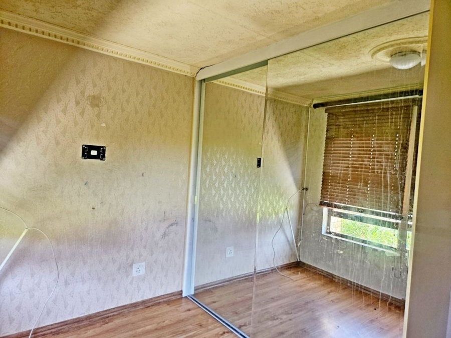 3 Bedroom Property for Sale in Rhodesfield Gauteng