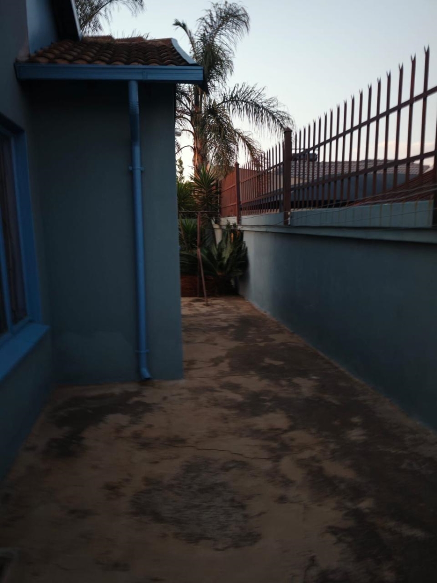 3 Bedroom Property for Sale in Mahube Valley Gauteng