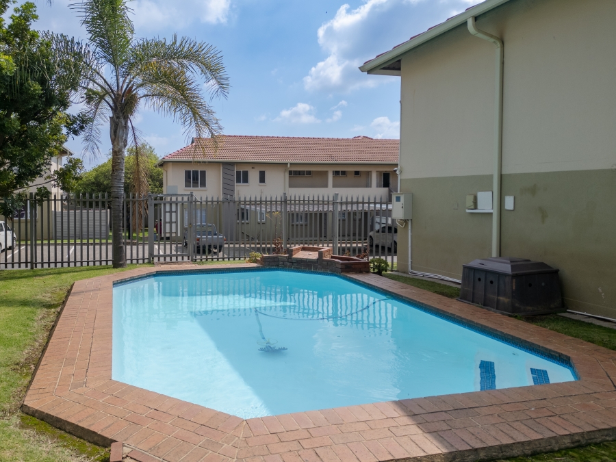 To Let 1 Bedroom Property for Rent in Eden Glen Gauteng