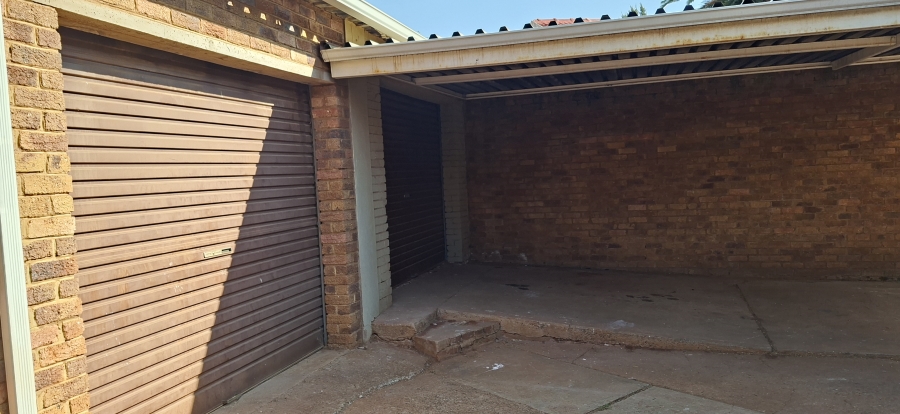 3 Bedroom Property for Sale in Edelweiss Gauteng