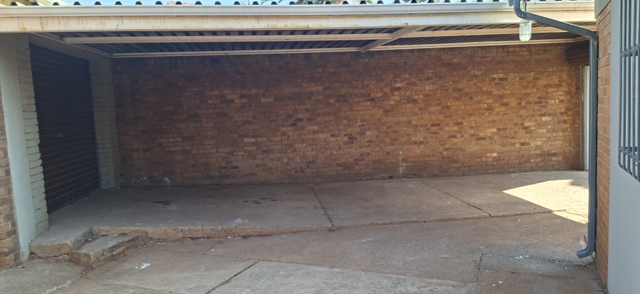 3 Bedroom Property for Sale in Edelweiss Gauteng