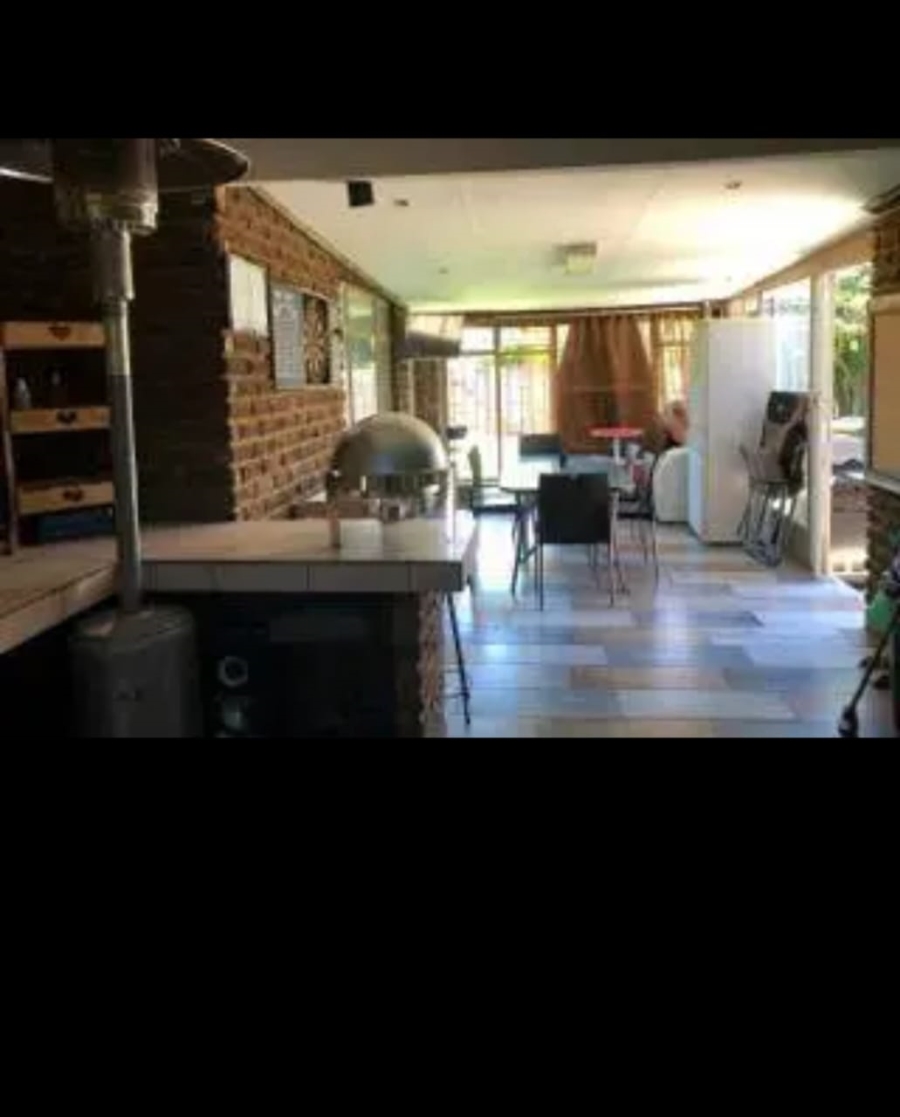To Let 3 Bedroom Property for Rent in Vanderbijlpark Sw 2 Gauteng