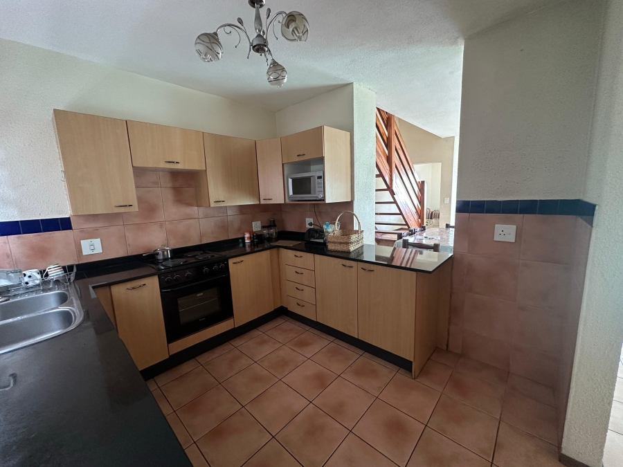 2 Bedroom Property for Sale in Halfway Gardens Gauteng