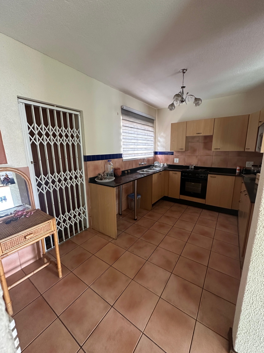 2 Bedroom Property for Sale in Halfway Gardens Gauteng