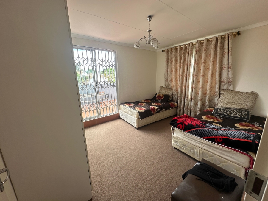 2 Bedroom Property for Sale in Halfway Gardens Gauteng