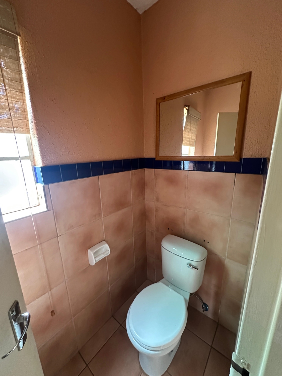 2 Bedroom Property for Sale in Halfway Gardens Gauteng