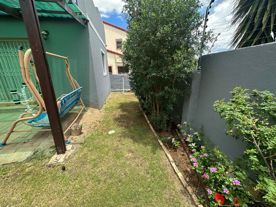 2 Bedroom Property for Sale in Halfway Gardens Gauteng