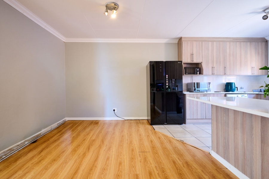 3 Bedroom Property for Sale in Halfway Gardens Gauteng