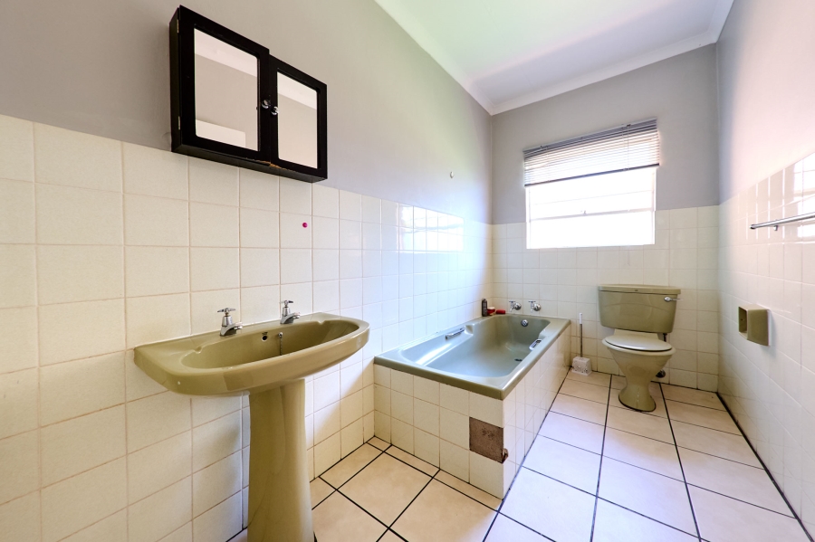 3 Bedroom Property for Sale in Halfway Gardens Gauteng