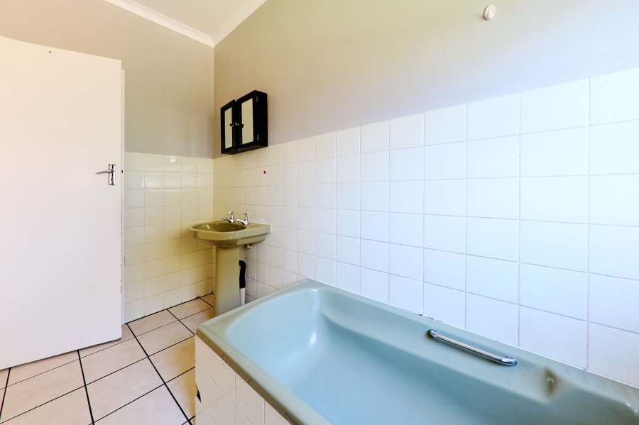 3 Bedroom Property for Sale in Halfway Gardens Gauteng