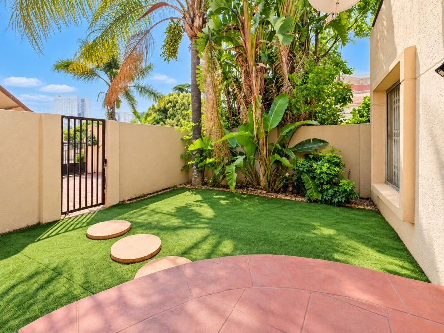 2 Bedroom Property for Sale in Sandown Gauteng