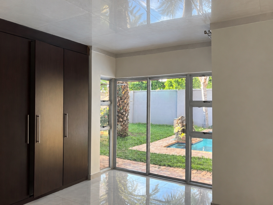 To Let 3 Bedroom Property for Rent in Woodmead Gauteng