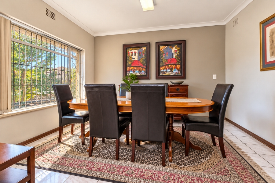 6 Bedroom Property for Sale in Florida Hills Gauteng