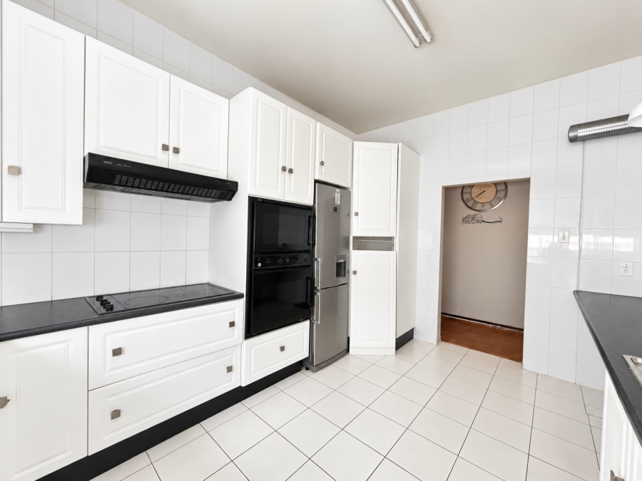 To Let 3 Bedroom Property for Rent in Killarney Gauteng