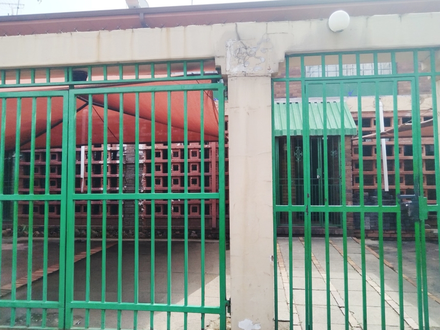 2 Bedroom Property for Sale in Bellevue East Gauteng
