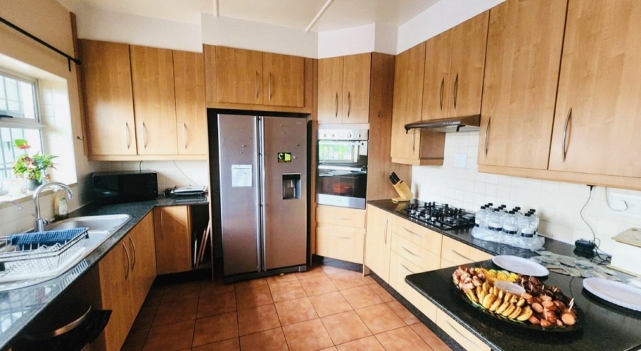 3 Bedroom Property for Sale in Dawnview Gauteng