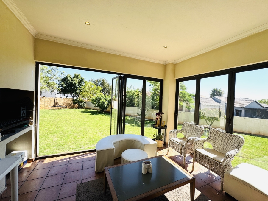 3 Bedroom Property for Sale in Thatchfield Close Gauteng