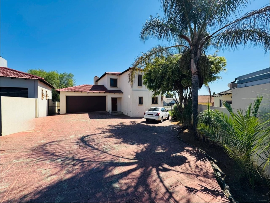 3 Bedroom Property for Sale in Thatchfield Close Gauteng