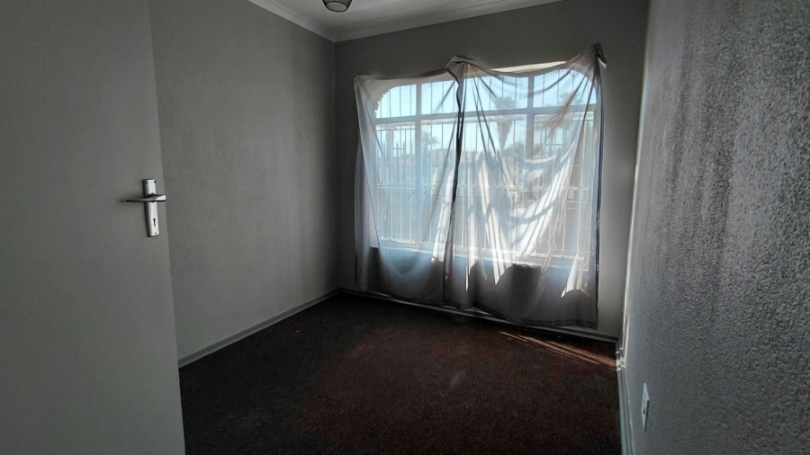 2 Bedroom Property for Sale in Randpoort Gauteng