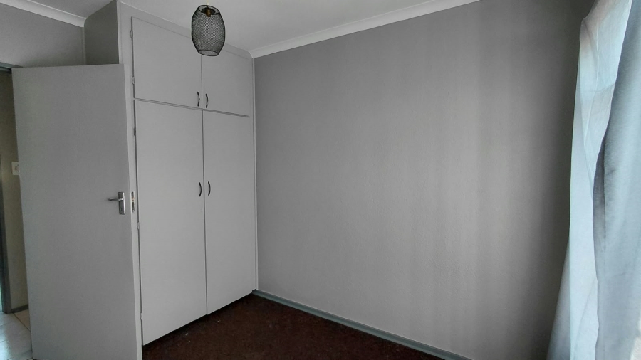 2 Bedroom Property for Sale in Randpoort Gauteng