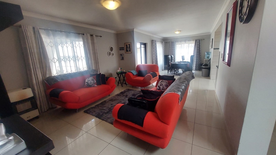 3 Bedroom Property for Sale in Greenhills Gauteng