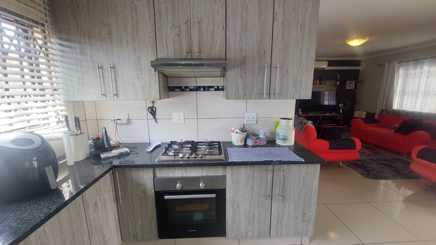 3 Bedroom Property for Sale in Greenhills Gauteng