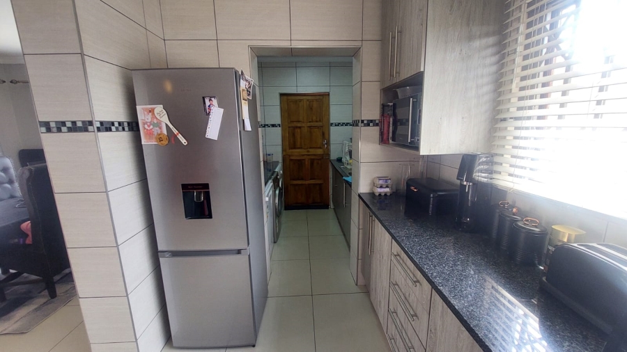 3 Bedroom Property for Sale in Greenhills Gauteng
