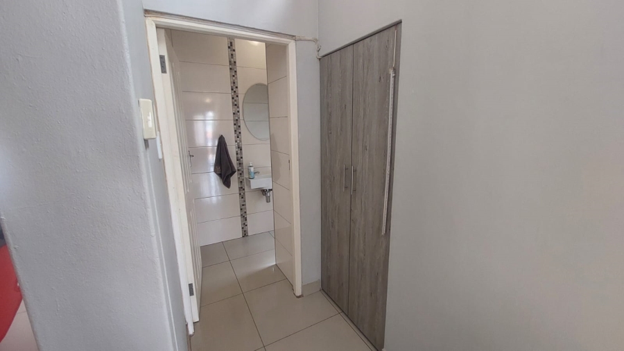 3 Bedroom Property for Sale in Greenhills Gauteng