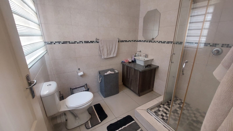 3 Bedroom Property for Sale in Greenhills Gauteng