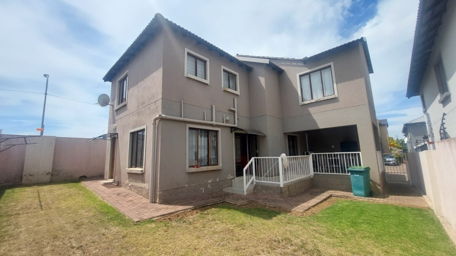 3 Bedroom Property for Sale in Greenhills Gauteng