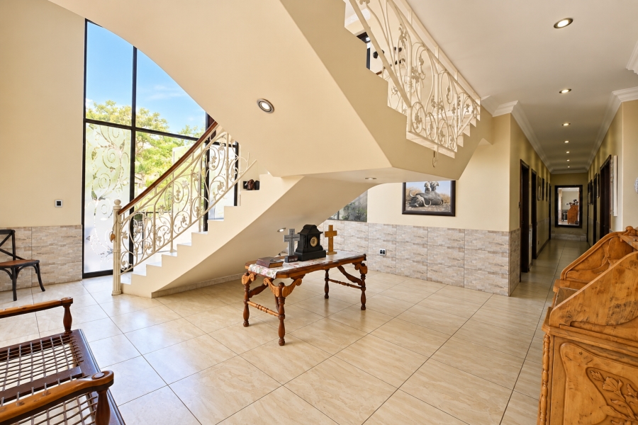 5 Bedroom Property for Sale in Sable Hills Gauteng