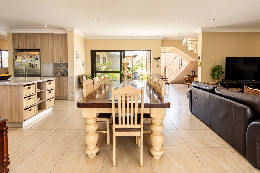 5 Bedroom Property for Sale in Sable Hills Gauteng