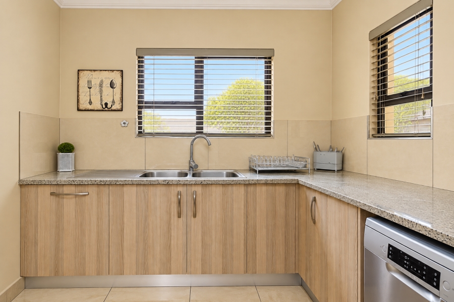 5 Bedroom Property for Sale in Sable Hills Gauteng