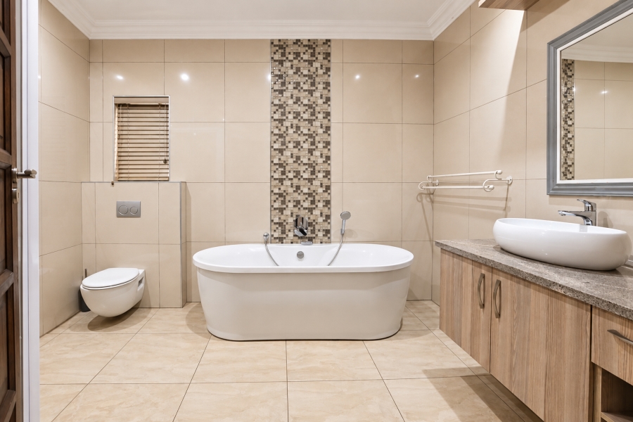 5 Bedroom Property for Sale in Sable Hills Gauteng
