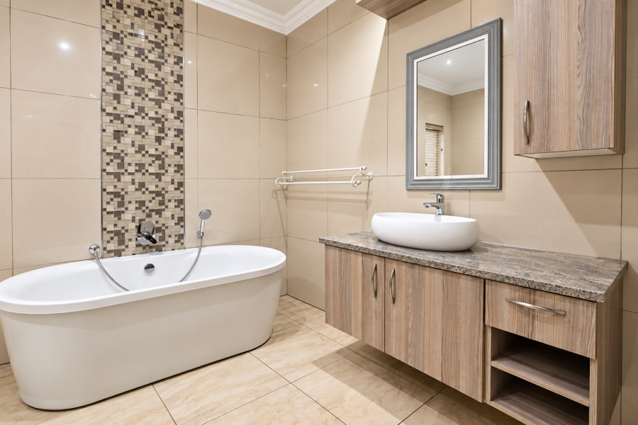 5 Bedroom Property for Sale in Sable Hills Gauteng
