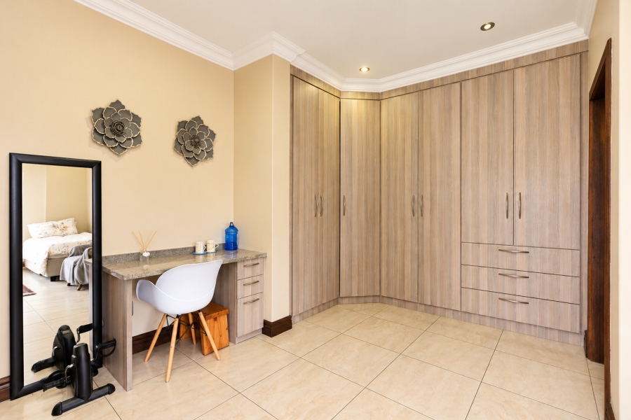 5 Bedroom Property for Sale in Sable Hills Gauteng