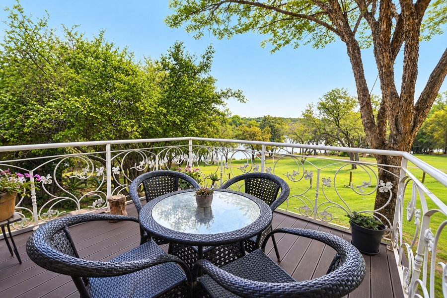 5 Bedroom Property for Sale in Sable Hills Gauteng