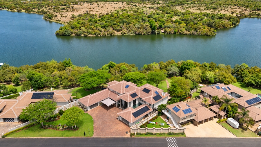 5 Bedroom Property for Sale in Sable Hills Gauteng