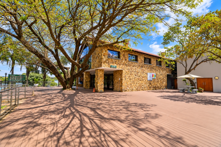 5 Bedroom Property for Sale in Sable Hills Gauteng