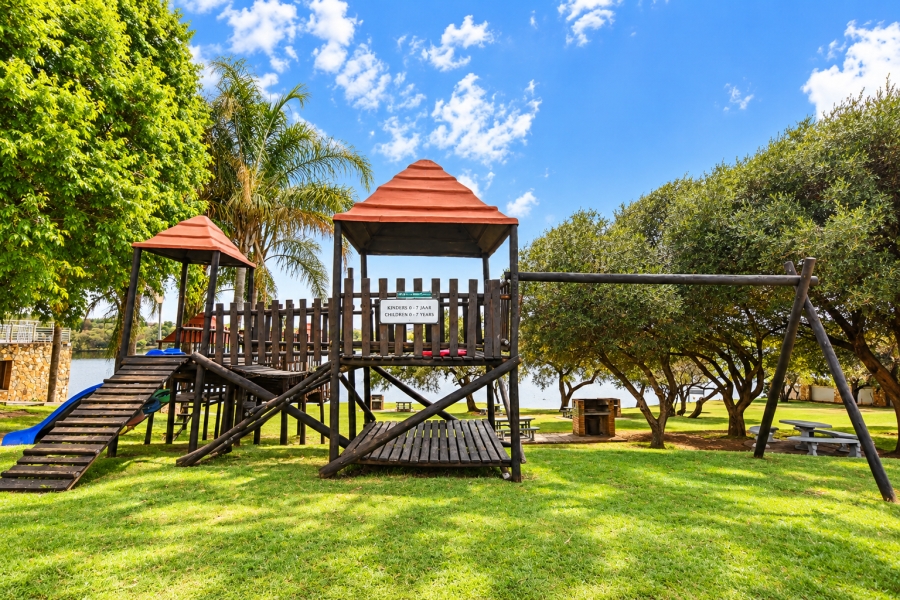5 Bedroom Property for Sale in Sable Hills Gauteng