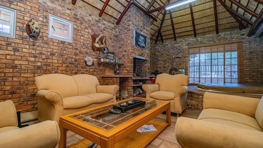 3 Bedroom Property for Sale in Bonaero Park Gauteng