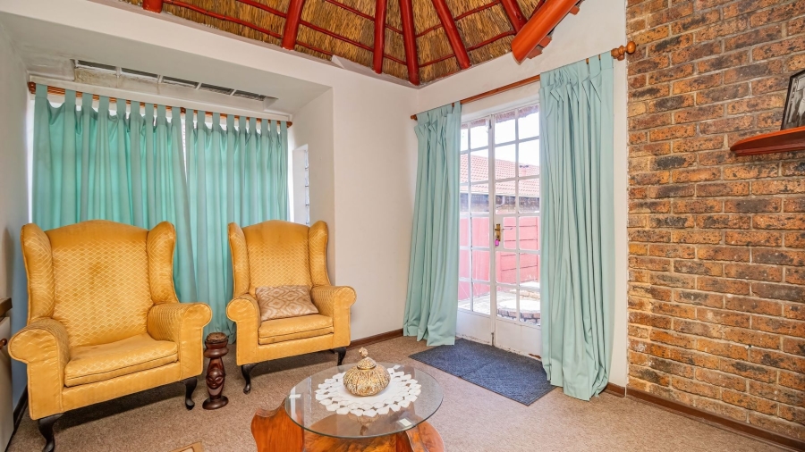3 Bedroom Property for Sale in Bonaero Park Gauteng