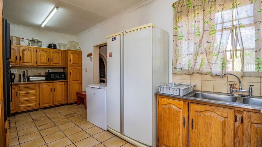 3 Bedroom Property for Sale in Bonaero Park Gauteng