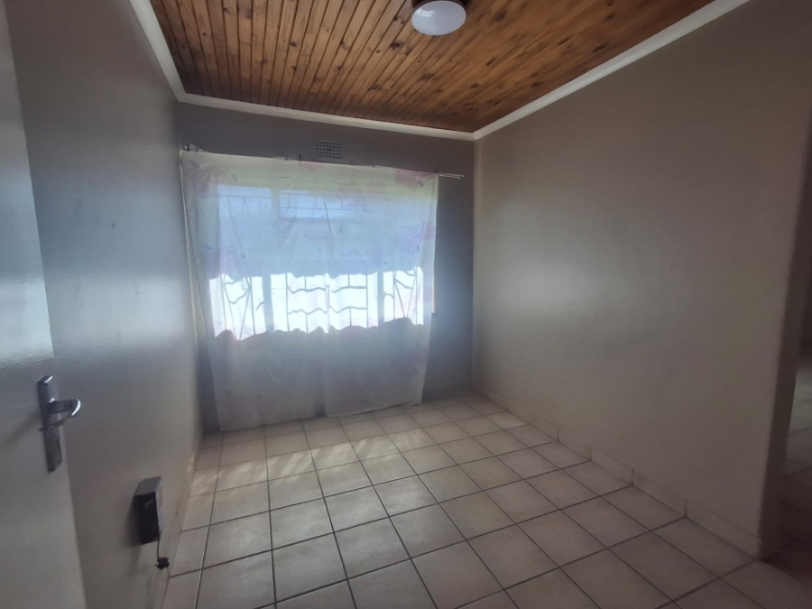 To Let 3 Bedroom Property for Rent in Beyers Park Gauteng