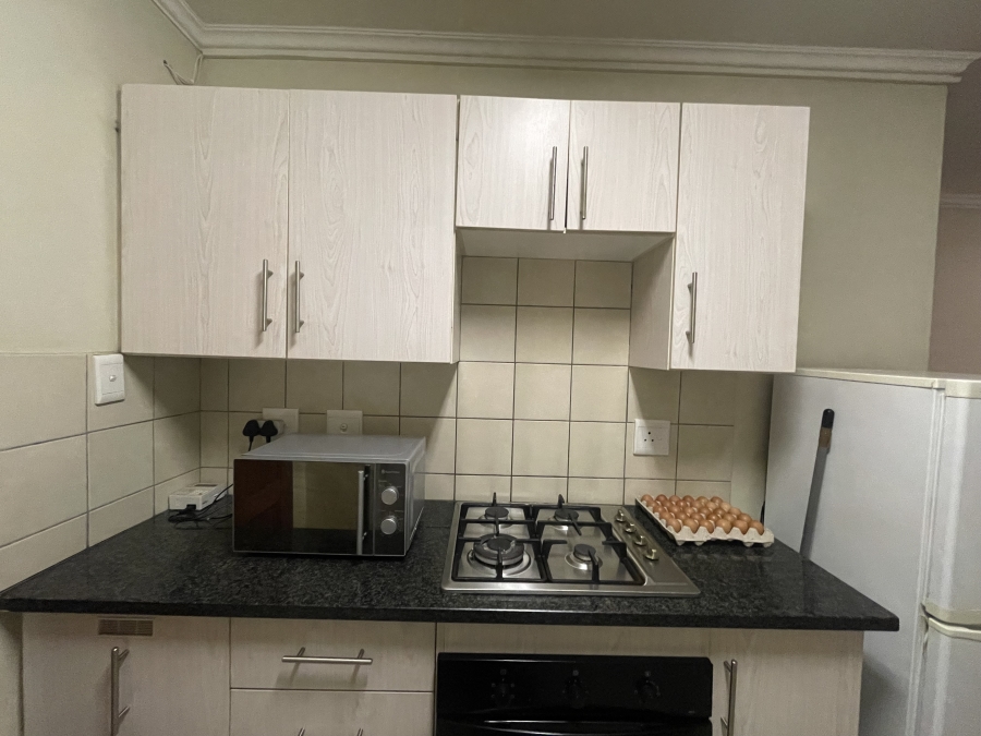 2 Bedroom Property for Sale in Noordwyk Gauteng