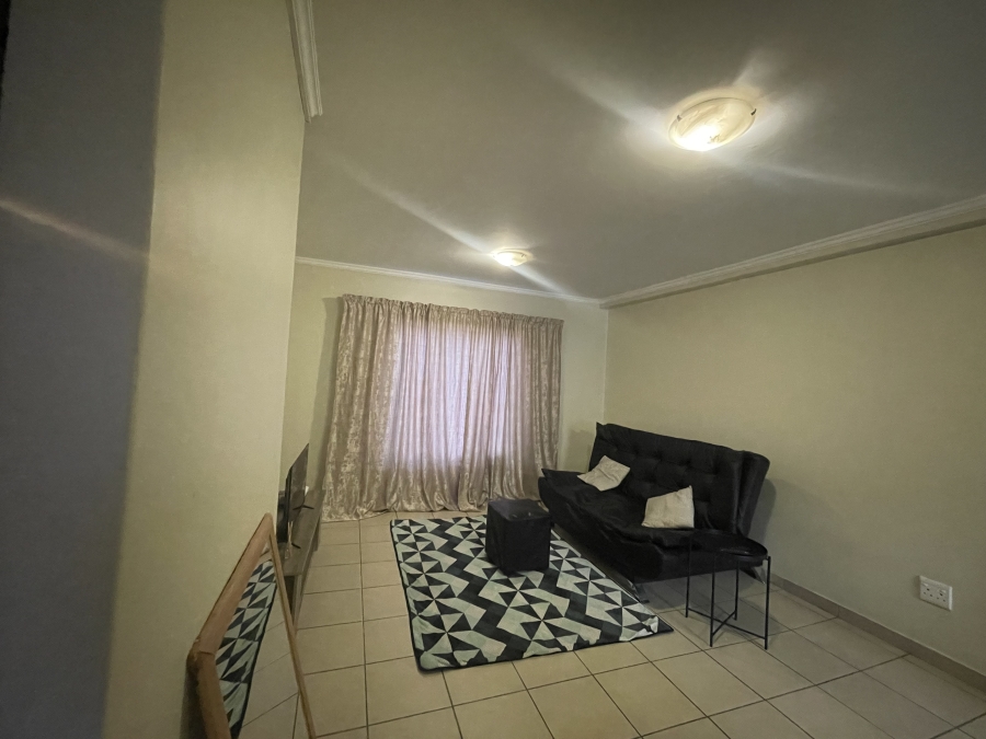 2 Bedroom Property for Sale in Noordwyk Gauteng