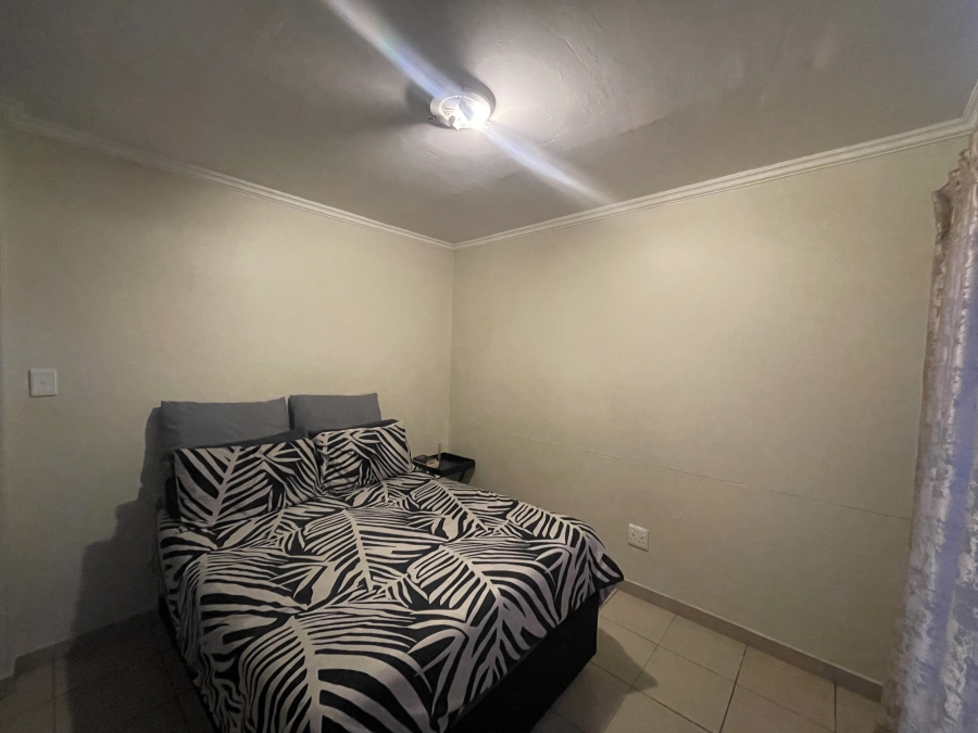 2 Bedroom Property for Sale in Noordwyk Gauteng