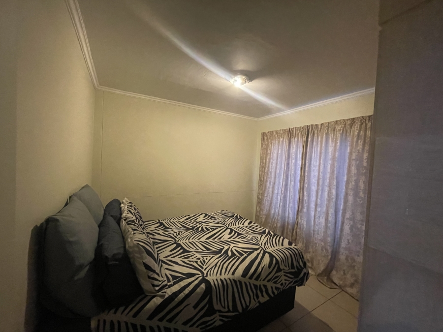 2 Bedroom Property for Sale in Noordwyk Gauteng