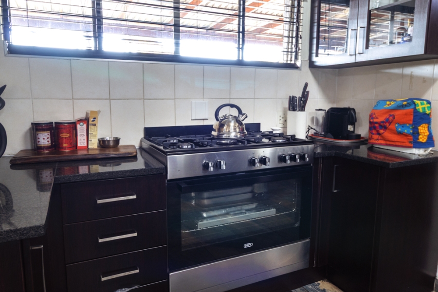 5 Bedroom Property for Sale in Waverley Gauteng