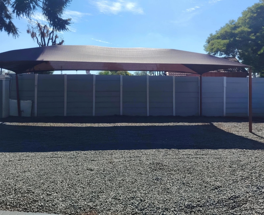 2 Bedroom Property for Sale in Doornpoort Gauteng